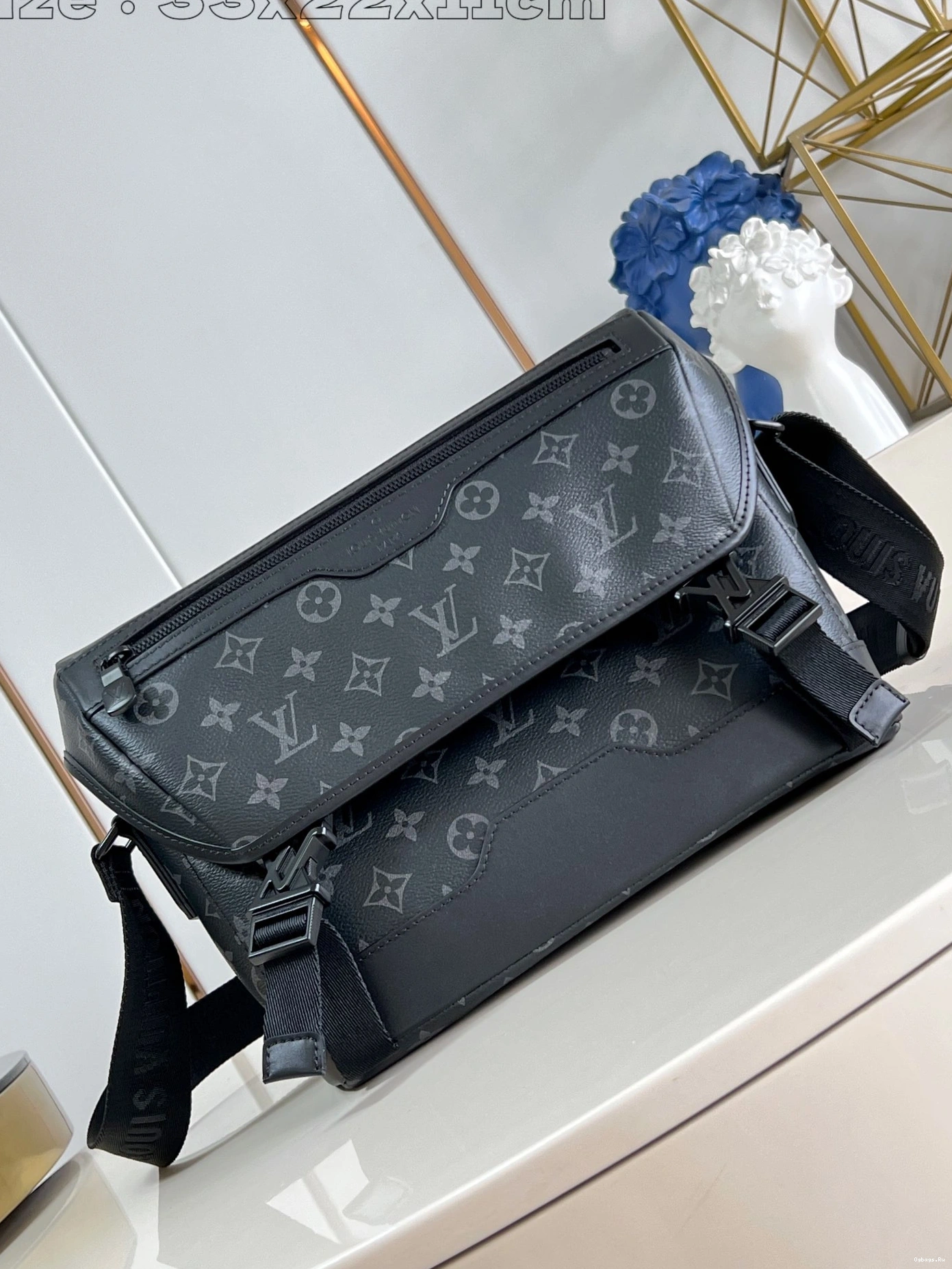 PM-33*22.5*11CM LOUIS VUITTON Messenger Voyager 0517